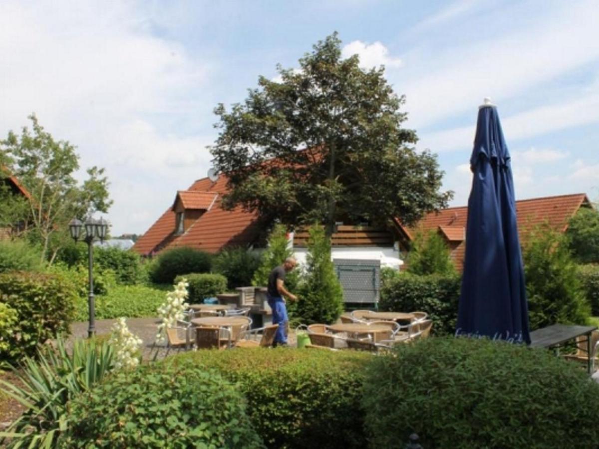 Spacious Apartment In The Green Bruchttal Bredenborn Exterior photo